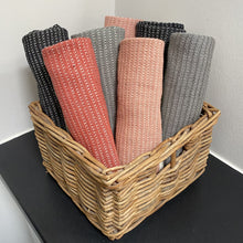 Indlæs billede til gallerivisning Vaffelvævet håndklæde - lille (flere farver)